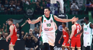 Κώστας Σλούκας