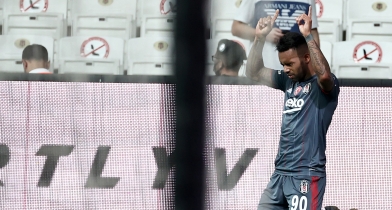 Άλεξ Τεϊσέιρα: Η Λίβερπουλ, το μυθικό συμβόλαιο στην Κίνα και στη μέση ένα από τα μεγαλύτερα «what if»