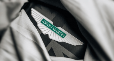 LIVE TV: Η παρουσίαση της Aston Martin AMR26