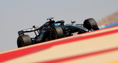 Σημαντικά προβλήματα για Mercedes και Red Bull τη δεύτερη μέρα δοκιμών στο Μπαχρέιν