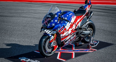 Aprilia X 250th: 240 ίπποι για τα 250 χρόνια της ανεξαρτησίας των ΗΠΑ