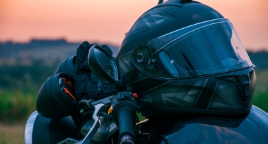 Τι να προσέξεις για να επιλέξεις το πιο ασφαλές κράνος μοτοσικλέτας