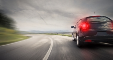 Φρενάρισμα: 7 κανόνες για ασφαλή οδήγηση