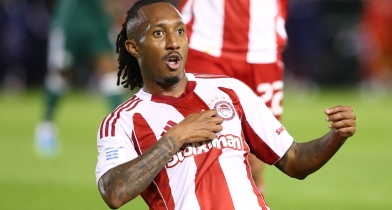 Ζωντανός στο κυνήγι της ΑΕΚ με εύκολο «διπλό» στη Λεωφόρο! 