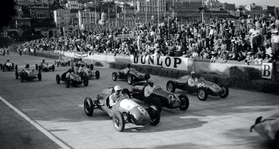 Σαν Σήμερα: Ο παρθενικός αγώνας της F1 στο Μονακό (vid)