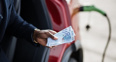 Η «ηλεκτρική» θωράκιση της Ευρώπης έχει κοστίσει μέχρι τώρα 200 δισ. ευρώ