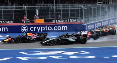 Το παράδοξο της φετινής Mercedes και το κυνήγι της τελειότητας