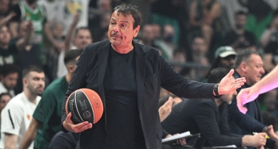 Άταμαν: «Πολύ δύσκολα ο Σλούκας στο Game 5, μέρα με τη μέρα για τον Όσμαν»