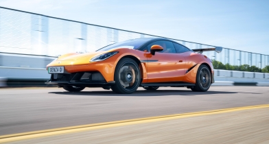 DENZA Z: Το ηλεκτρικό supercar των 1.604 ίππων που φορτίζει σε 9 λεπτά «ισοπεδωσε» το Goodwood