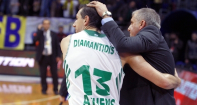 Δεν είναι τίποτα, ένα σκουπιδάκι μπήκε στο μάτι...