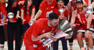 Για πάντα στον Ολυμπιακό ο Παπανικολάου - Ανανέωσε το συμβόλαιό του! 