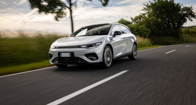 Leapmotor B05: Το νέο ηλεκτρικό hatchback έφτασε στην Ελλάδα