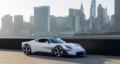 Porsche Mission S: Ποιος είπε ότι το όνειρο τελειώνει στην 911; (vid)