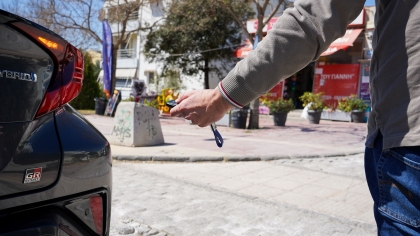 Άνοιγε αυτοκίνητα με παρεμβολέα συχνοτήτων - Πώς να προστατευτείτε 