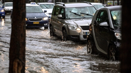 Η κακοκαιρία Erminio σαρώνει όλη τη χώρα: Σε 2 κύματα η επέλαση στην Αττική (vid)