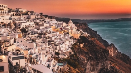 Τι σημαίνει για την Ελλάδα το «κανόνι» της FTI: «Φέσι» 1,8 εκατ. ευρώ σε 300 ξενοδοχεία και χιλιάδες εγκλωβισμένοι τουρίστες