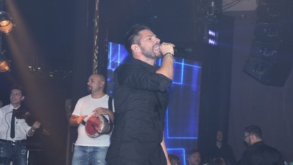 Ο Τσαλίκης διέκοψε το live του γιατί νόμιζε ότι τον σημαδεύουν με όπλο: «Μ@λ@κ@ έτσι θα πεθάνω» (vid)