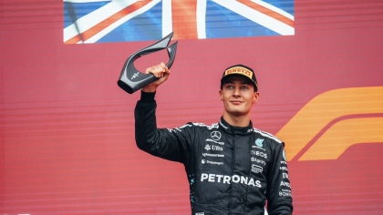 Ράσελ: «Καλό αποτέλεσμα στην μάχη που δίνουμε με τη Ferrari»