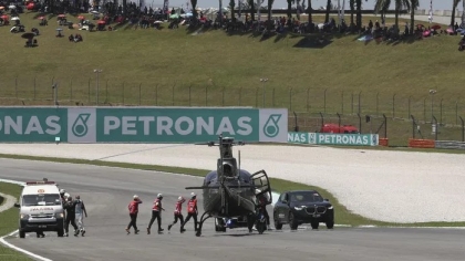 Τρομακτικό ατύχημα στη Moto3 της Μαλαισίας, στο νοσοκομείο με ελικόπτερο δύο αναβάτες (vid)