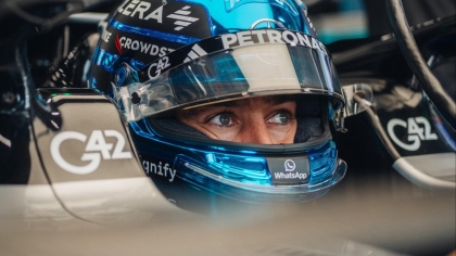 Ράσελ: «Δεν θα παρασυρθώ από την pole, ο τύπος δίπλα μου κάνει εκπληκτικές εκκινήσεις»