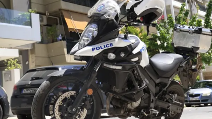Φρίκη στην Αιγιάλεια: Μητέρα και γιος βρέθηκαν άγρια δολοφονημένοι μέσα στο σπίτι τους