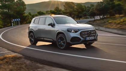 Mercedes-Benz GLB: Η νέα ηλεκτρική γενιά του premium οικογενειακού SUV (vid)