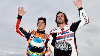 O Αλόνσο αποθεώνει τον Μάρκεθ για την επιστροφή του στην κορυφή