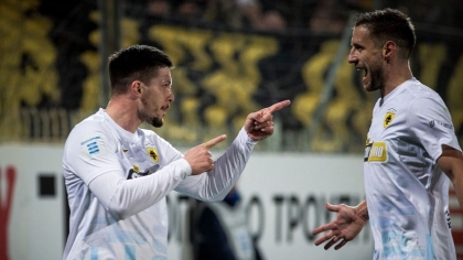 Ο παικταράς Γιόβιτς, ο σπουδαίος Στρακόσα και ένα δύσκολο, μα πολύτιμο τρίποντο