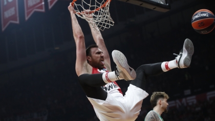 Νίκολα Μιλουτίνοφ