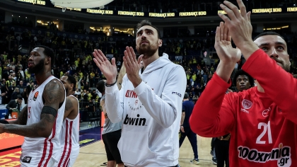 Από τη λύπη στη χαρά, ένας Μιλουτίνοφ δρόμος