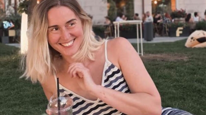 «Βρίσκω αγόρι σε κάθε χώρα: Μου δείχνουν αξιοθέατα και πληρώνουν για τα ραντεβού»