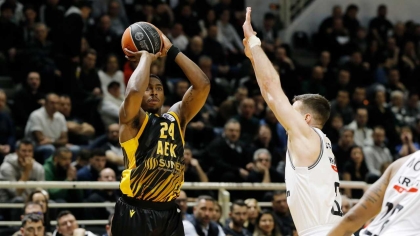 LIVE: ΠΑΟΚ - ΑΕΚ