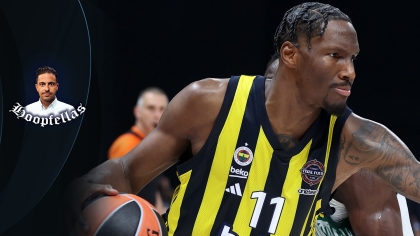 Hayes - Davis | Hoopfellas