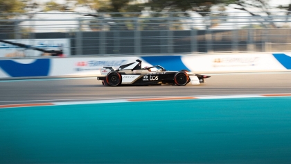 Formula E: Ιστορική νίκη του Μιτς Έβανς στο βρεγμένο Μαϊάμι