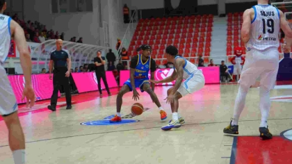 Ο Τάι Νίκολς