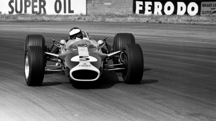 Σαν Σήμερα: Γεννήθηκε ο σπουδαίος Τζιμ Κλαρκ (vid)