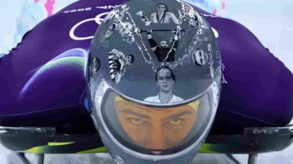 Ουκρανός αθλητής αποκλείστηκε από τους Χειμερινούς Ολυμπιακούς επειδή απέτισε φόρο τιμής στα θύματα του πολέμου 