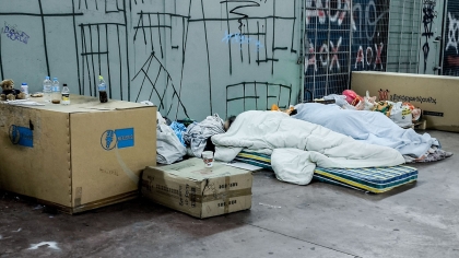 Στοιχεία-σοκ από την ΕΛΣΤΑΤ: 896.000 νοικοκυριά στην Ελλάδα στο όριο της φτώχειας