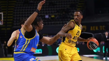 LIVE: ΑΕΚ - Περιστέρι