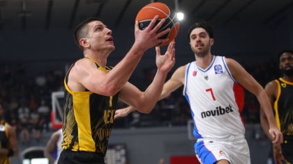 Με φοβερό Φλιώνη η ΑΕΚ σπρώχνει τον Πανιώνιο στον υποβιβασμό και συνεχίζει για την 3η θέση