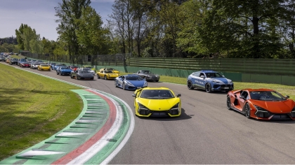 H Lamborghini κλείνει 63 χρόνια στην κορυφή και το γιορτάζει στην Imola