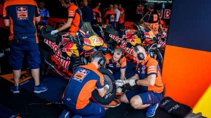Εξετάζεται ριζική αλλαγή στο MotoGP με μία μόνο μοτοσυκλέτα ανά αναβάτη από το 2027