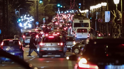 Αγορά αυτοκινήτου: «Καλπάζουν» τα υβριδικά και τα SUV τον Απρίλιο