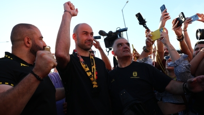 Τρέλα στους φίλους του Άρη: Πανζουρλισμός στο «Μακεδονία» για την άφιξη του Βασίλη Σπανούλη