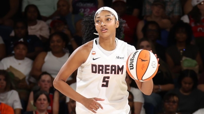 Σάλος στο WNBA: Αποκλεισμός για την προπονήτρια των Τέμπο μετά από σχόλιο για την Έιντζελ Ρις που θεωρήθηκε ρατσιστικό 