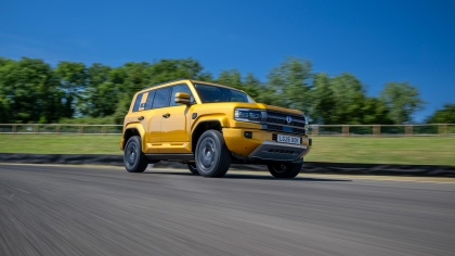DENZA BAO 5: Το premium «σκληροτράχηλο» SUV των 544 ίππων πάτησε Ευρώπη