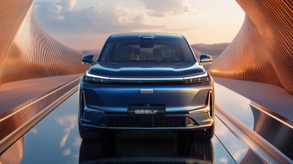 Πώς η στρατηγική «Five by Five» της Geely οδηγεί την παγκόσμια επέκτασή της