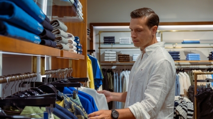 Summer Shopping: 4 Day-to-Night Looks για να κάνεις upgrade στο στιλ σου στις φετινές διακοπές