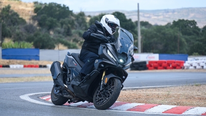 Οδηγήσαμε στην Ελλάδα το Voge SR450X: H δικύλινδρη επανάσταση