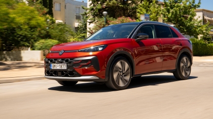 Ζώντας με το Volkswagen T-Roc 1.5 eTSI 150 PS: Η ώρα της αλήθειας στο δρόμο